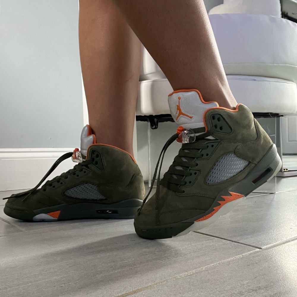 Air Jordan 5 — Olive